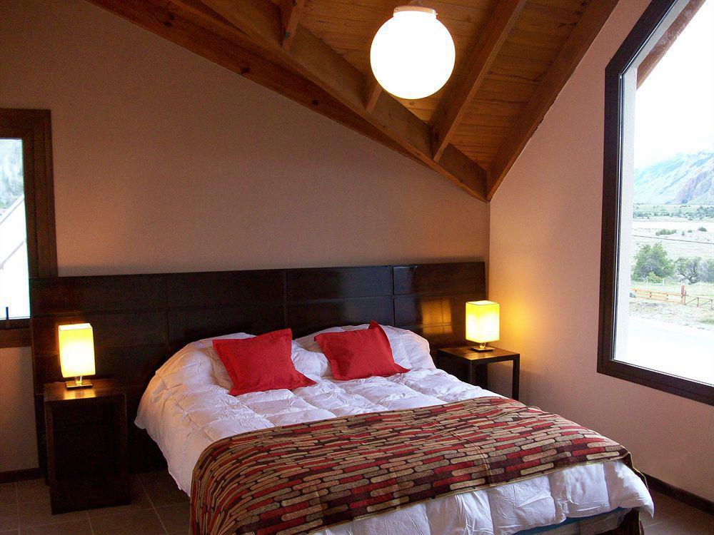 Hotel Poincenot El Chalten Bagian luar foto